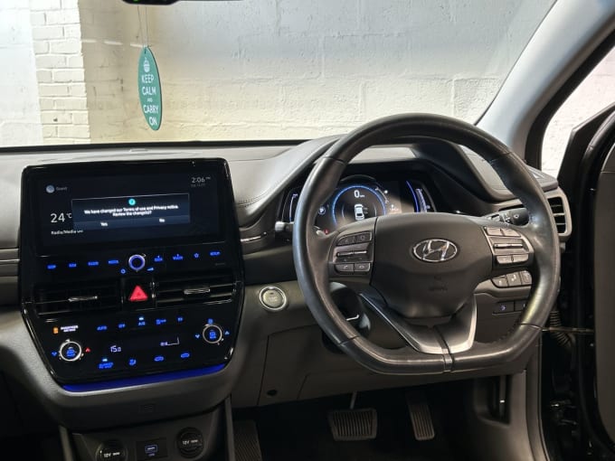 2025 Hyundai Ioniq