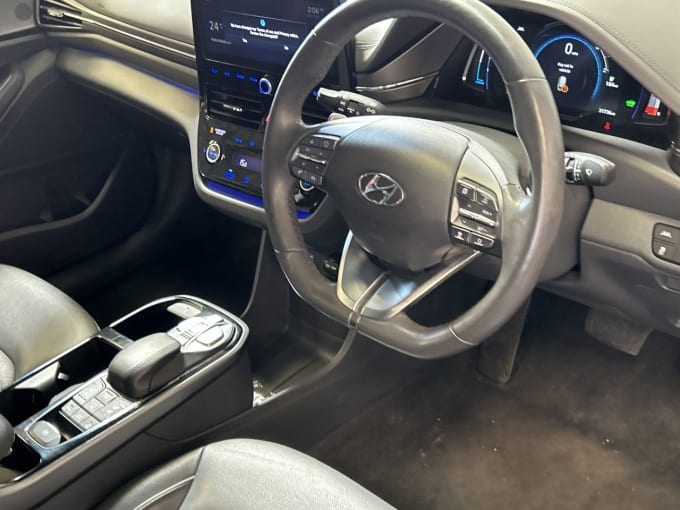2025 Hyundai Ioniq