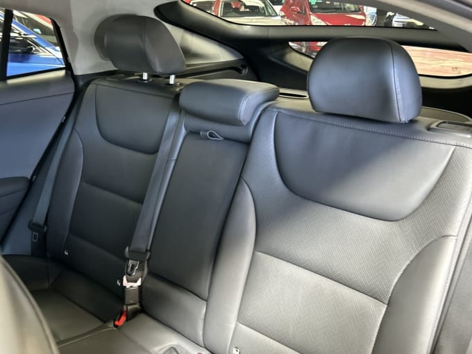 2025 Hyundai Ioniq