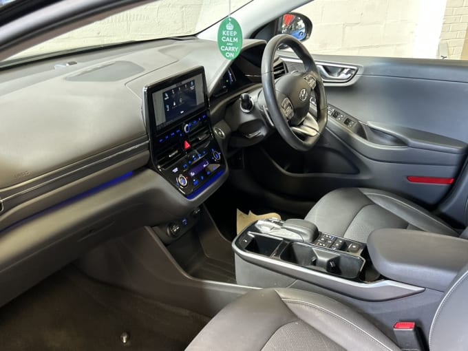 2025 Hyundai Ioniq