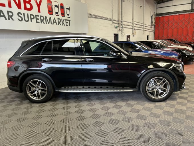 2025 Mercedes-benz Glc