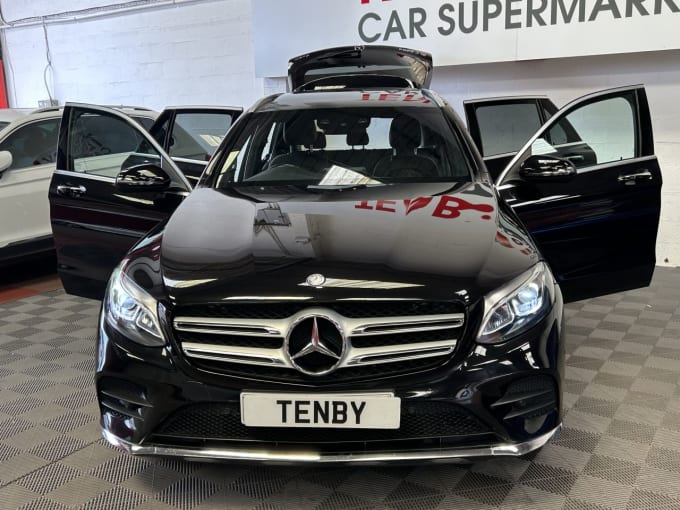 2025 Mercedes-benz Glc