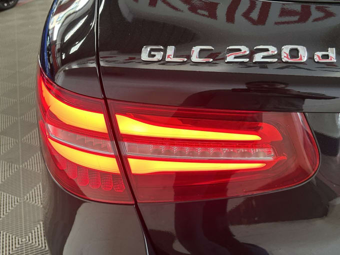 2025 Mercedes-benz Glc