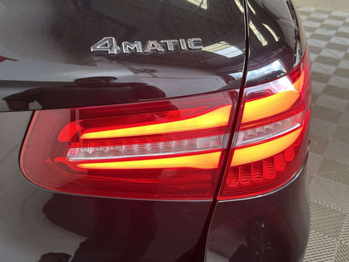2025 Mercedes-benz Glc