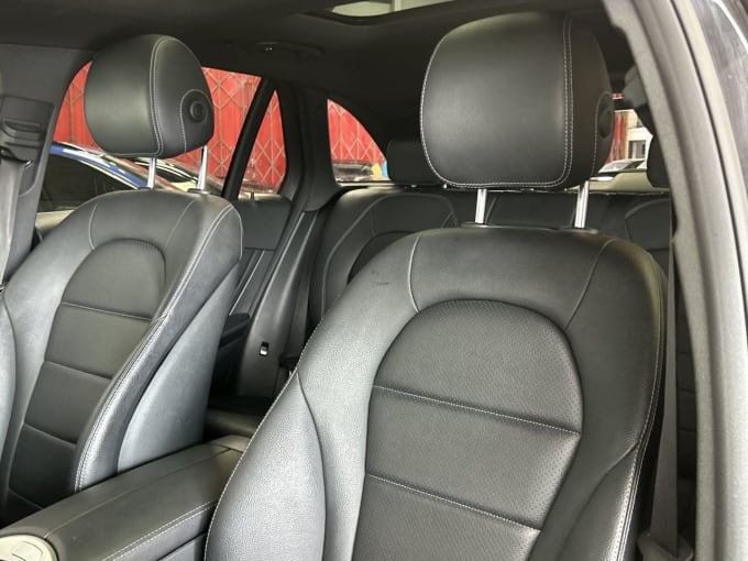 2025 Mercedes-benz Glc