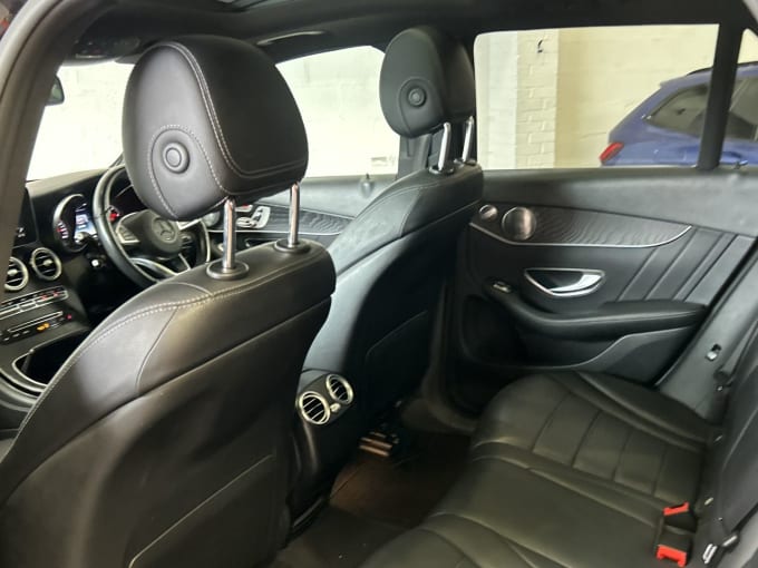 2025 Mercedes-benz Glc