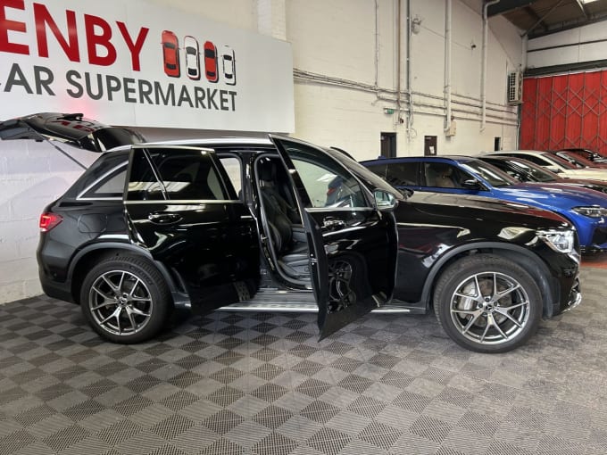 2025 Mercedes-benz Glc