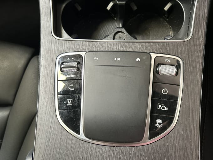 2025 Mercedes-benz Glc