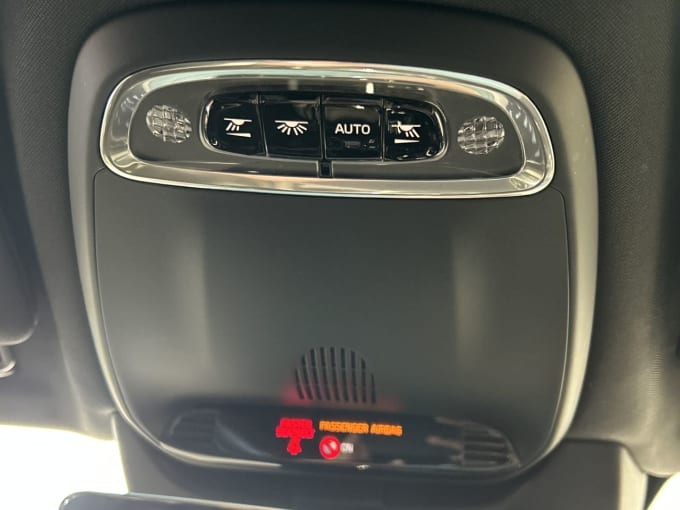 2025 Volvo V90
