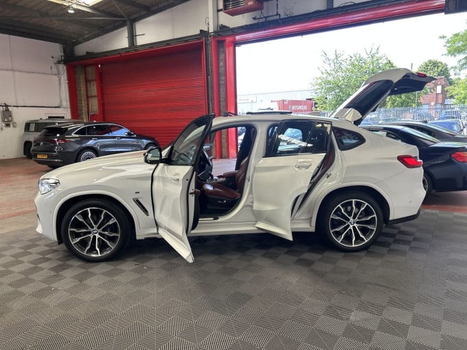 2025 BMW X4