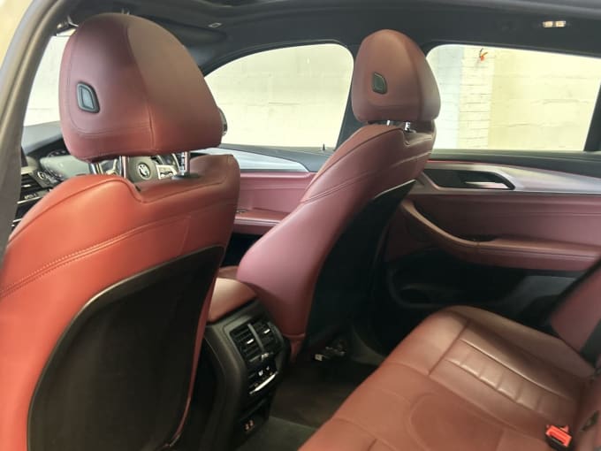 2025 BMW X4