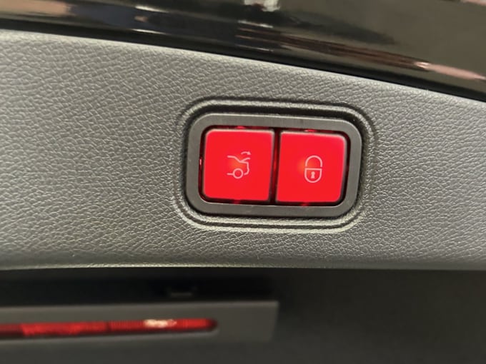 2025 Mercedes-benz E-class