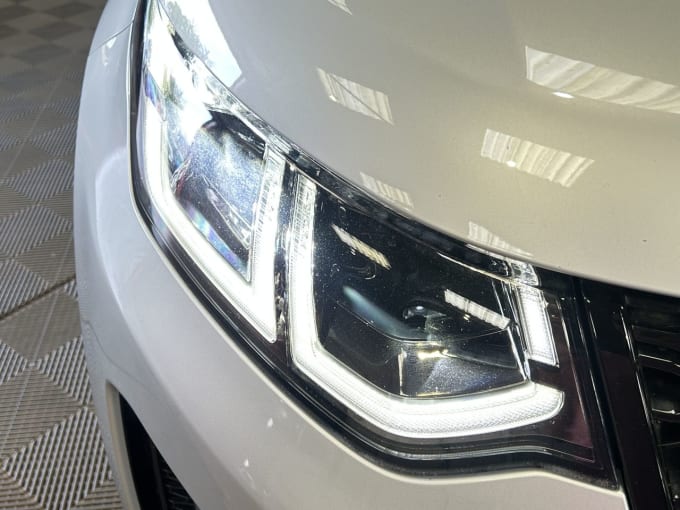 2025 Land Rover Discovery Sport