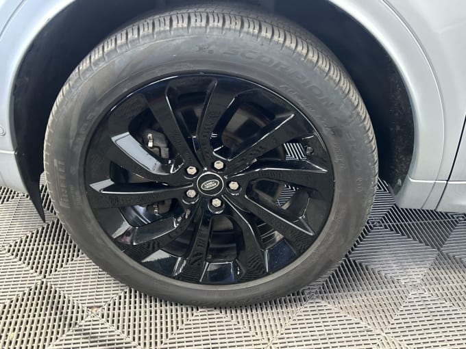 2025 Land Rover Discovery Sport