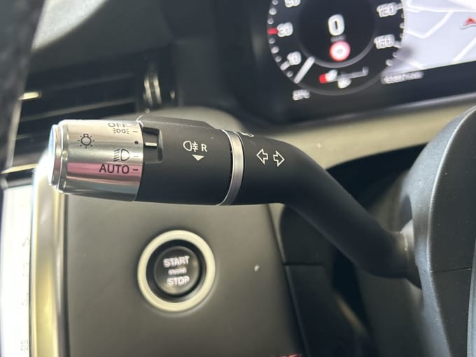 2025 Land Rover Discovery Sport