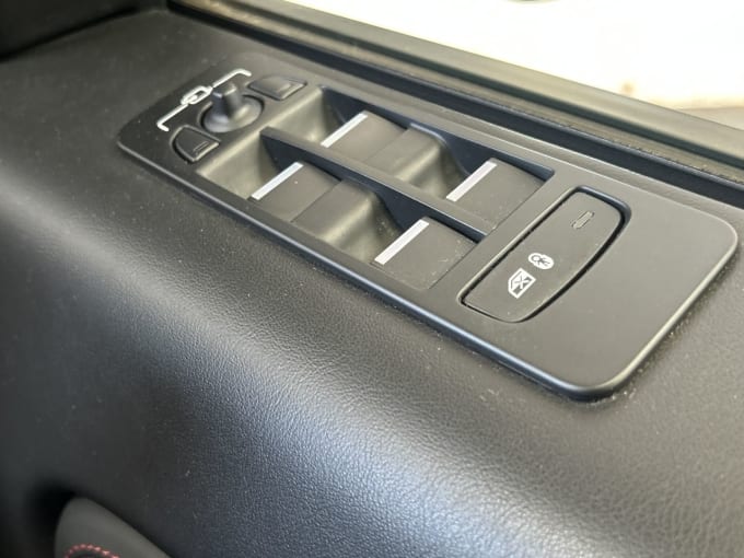 2025 Land Rover Discovery Sport