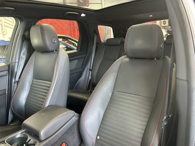 2025 Land Rover Discovery Sport