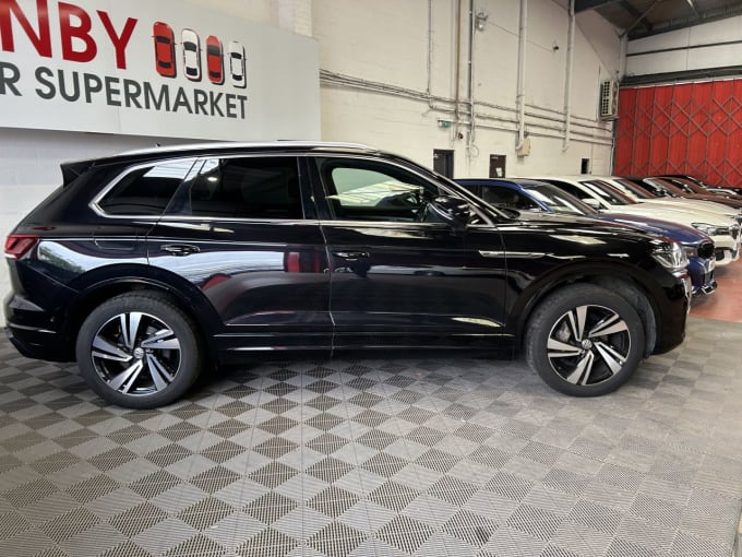 2025 Volkswagen Touareg