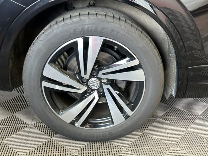 2025 Volkswagen Touareg