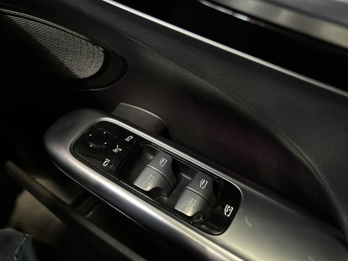 2025 Mercedes-benz C-class