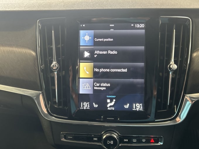 2025 Volvo V90 Cross Country