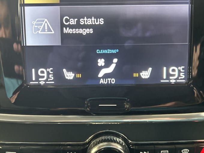 2025 Volvo V90 Cross Country
