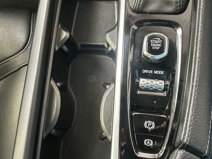 2025 Volvo V90 Cross Country