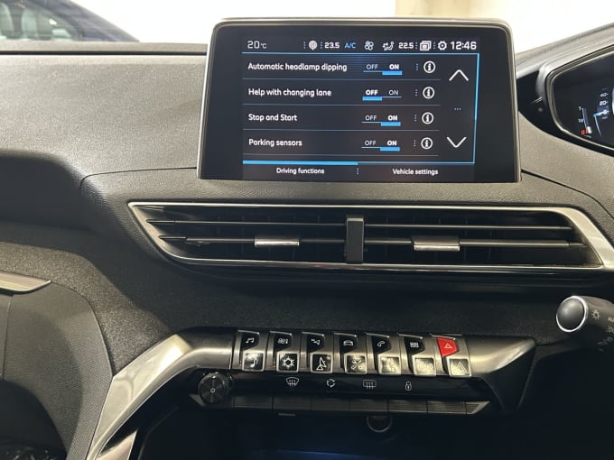 2025 Peugeot 5008