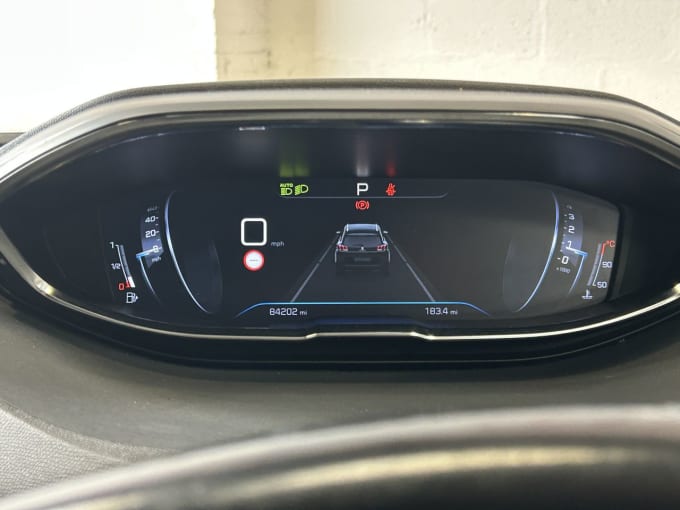 2025 Peugeot 5008