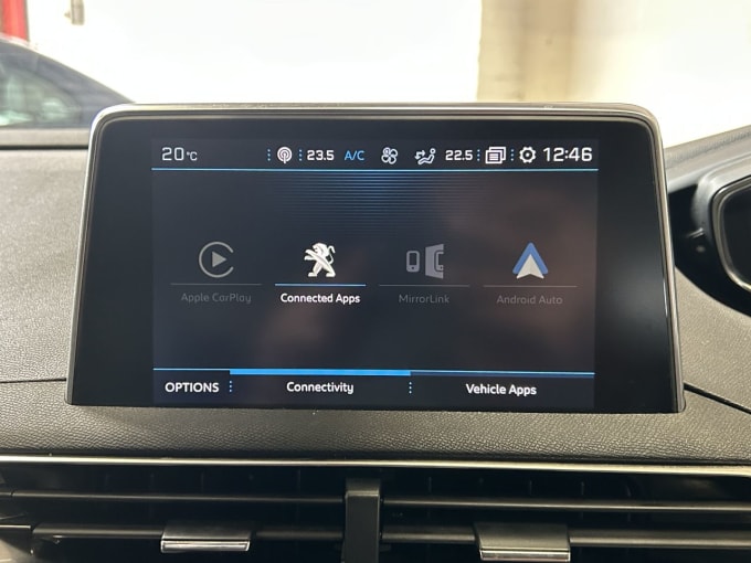 2025 Peugeot 5008