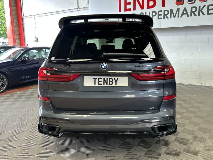 2025 BMW X7