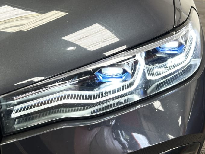2025 BMW X7