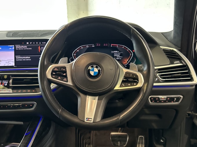 2025 BMW X7