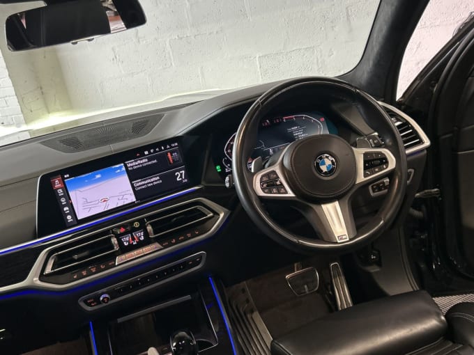 2025 BMW X7