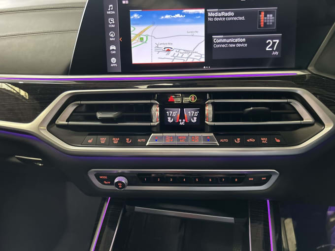 2025 BMW X7
