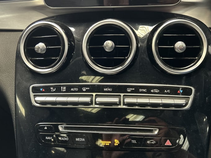 2025 Mercedes-benz C-class