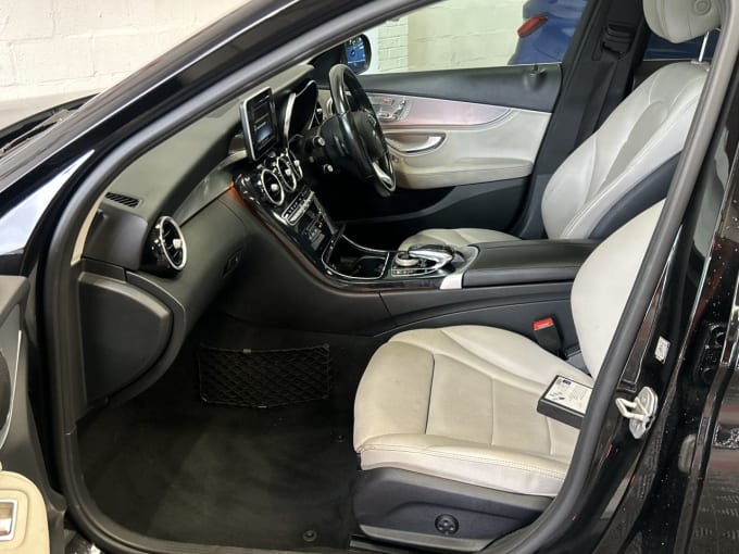 2025 Mercedes-benz C-class
