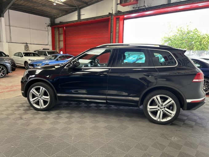 2025 Volkswagen Touareg