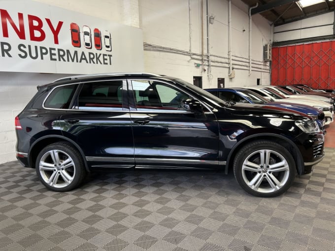 2025 Volkswagen Touareg