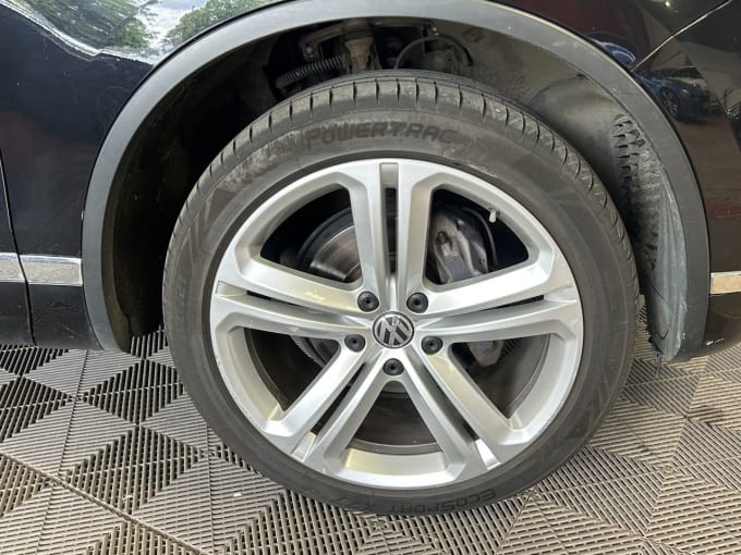 2025 Volkswagen Touareg