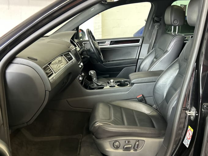 2025 Volkswagen Touareg