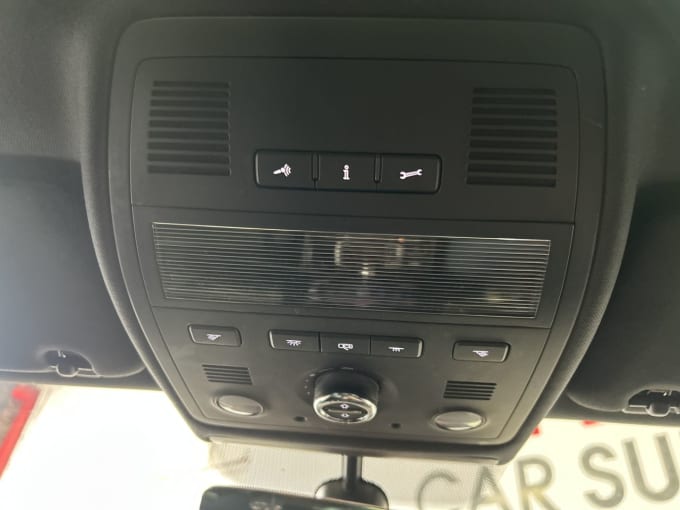 2025 Volkswagen Touareg