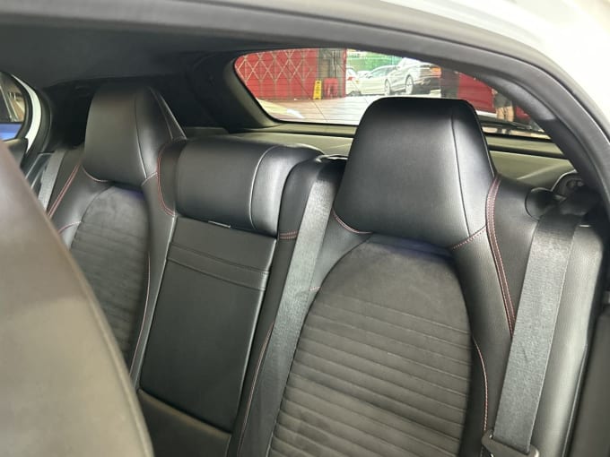 2025 Mercedes-benz Gla