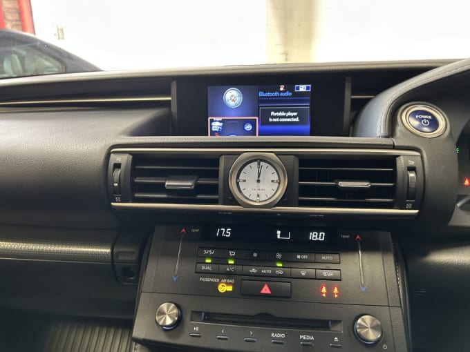 2025 Lexus Rc