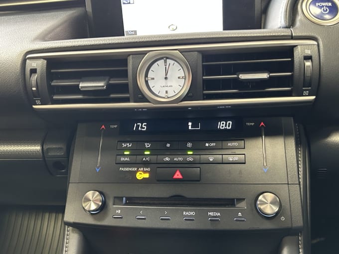 2025 Lexus Rc