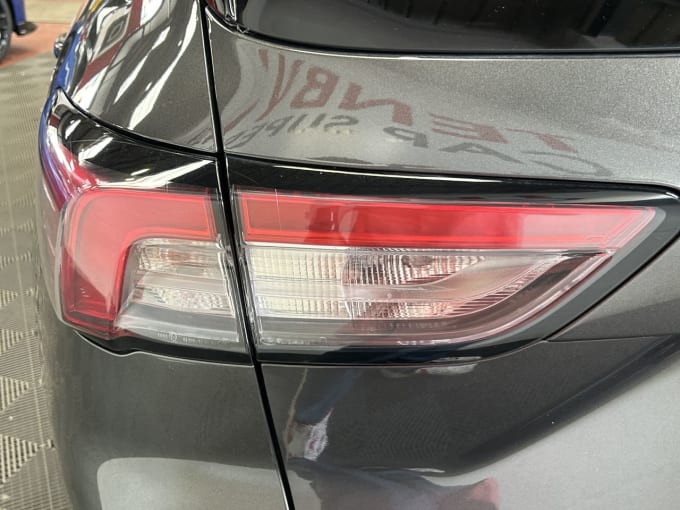 2025 Ford Kuga
