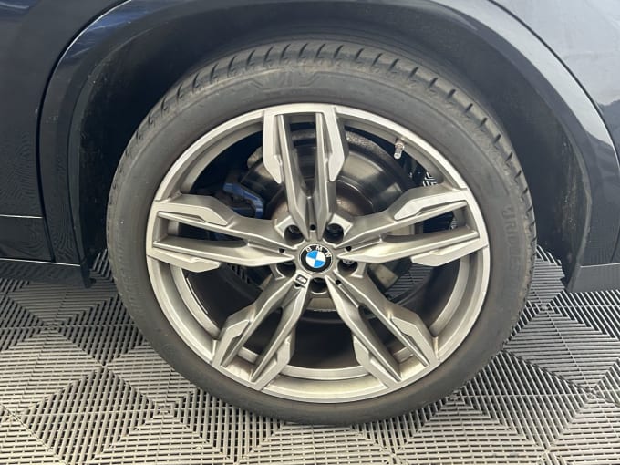 2025 BMW X4