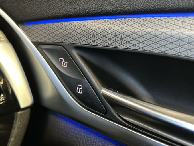 2025 BMW 5 Series