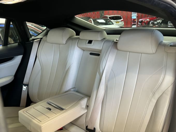 2025 BMW X6