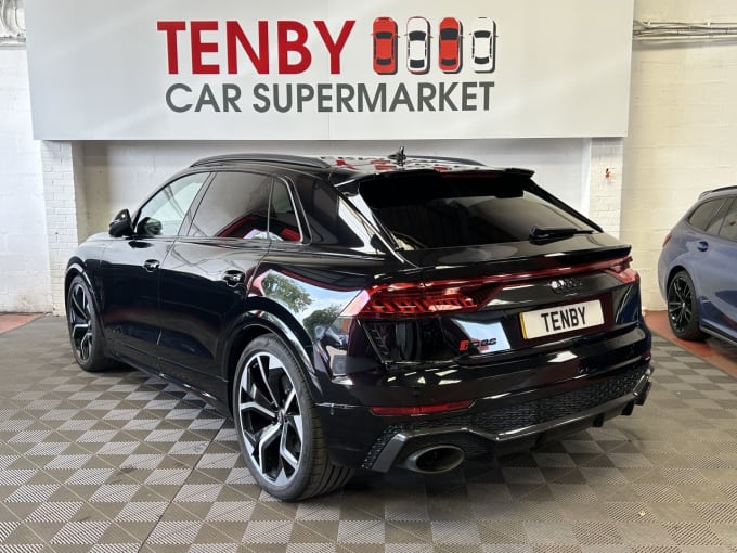 2025 Audi Rsq8